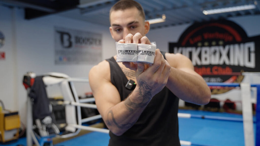 thian Tarzan de Vries thirteen Fightwear bandages